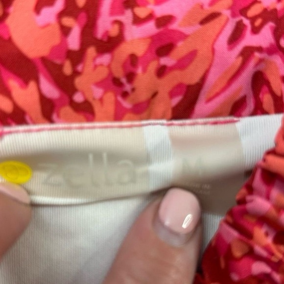 Z by Zella Aerodynamic Women's Active Shorts Medium Coral Print Gym Running - Picture 4 of 6